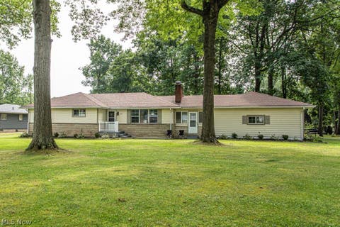 Homes For Sale - 503 E Montrose Street<br/> Youngstown, OH 44505