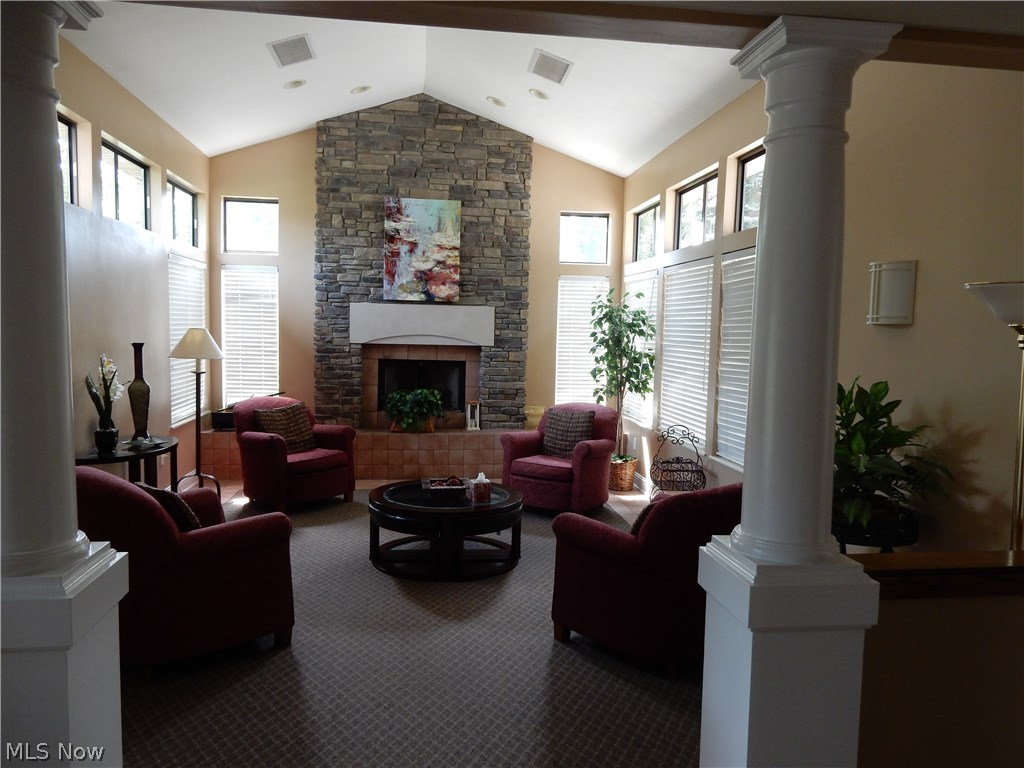 Enclave/Rosemont Rdg Condo - Residential