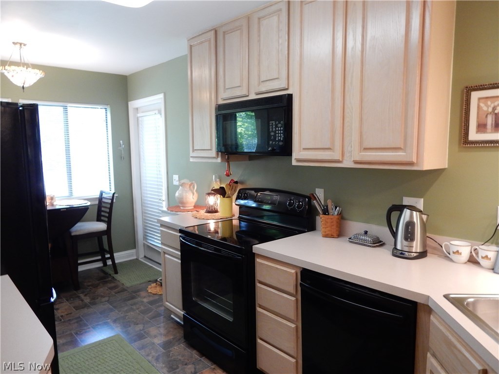 Enclave/Rosemont Rdg Condo - Residential