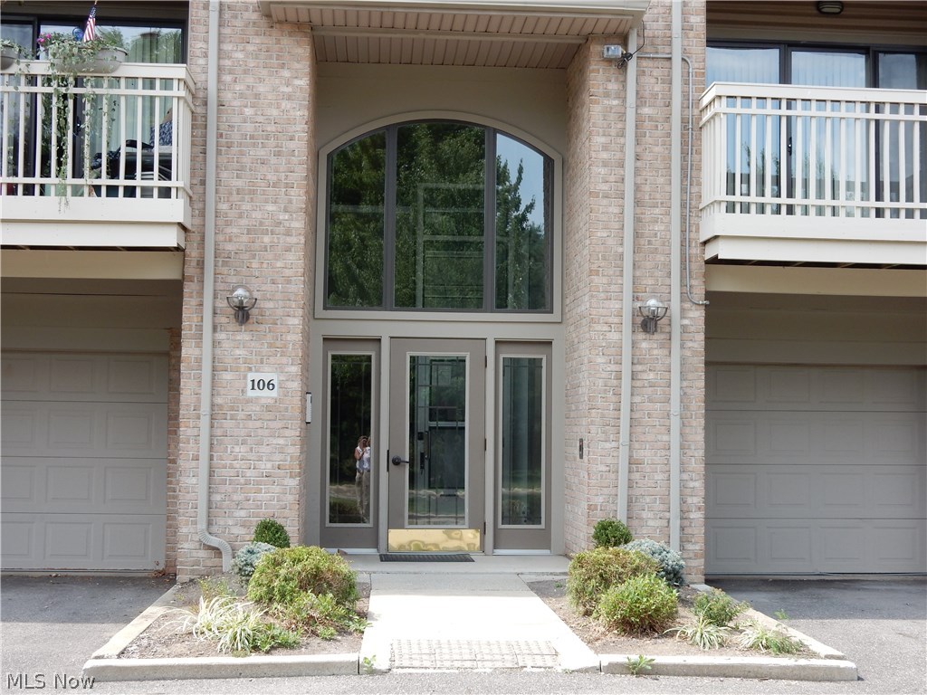 Enclave/Rosemont Rdg Condo - Residential