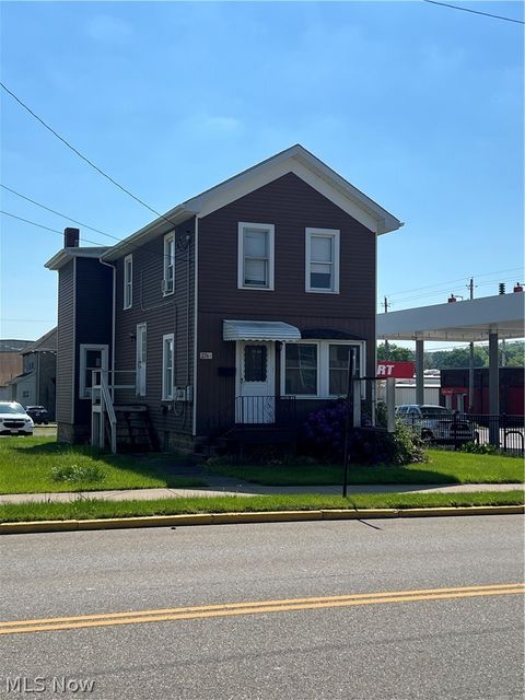 Photo of 276 N Market ST, East Palestine, OH 44413 (MLS # 5211077)