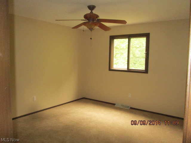 New Boston Knolls - Residential