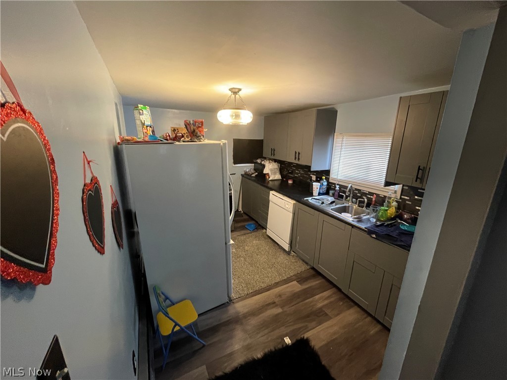 Beverly Park - Residential