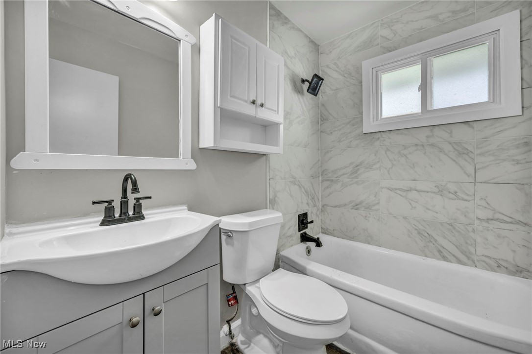 29146 W Willowick Drive, Willowick, Ohio image 12