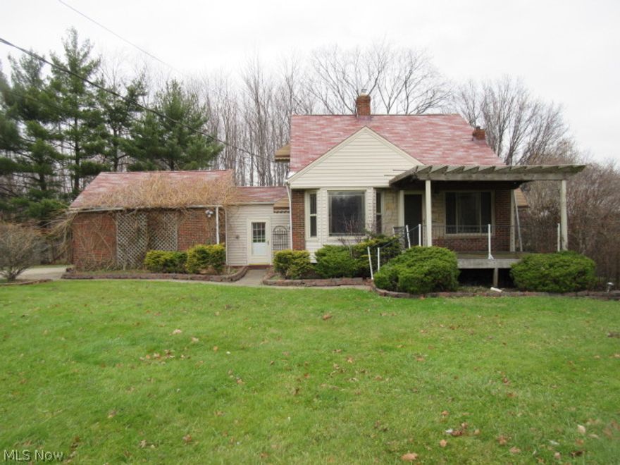 Good curb appeal with this 1.5 story cape cod home with 3 bedrooms, 1 bath. Living room has a fireplace. Large eating area in kitchen. Full, part finished basement with rec room, bar and glass block windows. Deck and an enclosed breezeway. 2 car attached garage. Wooded lot. This property is to be placed in an upcoming online auction, starting on 2/28/15 and ending on 3/6/15. *See 'attachments' for additional info on financed offers.