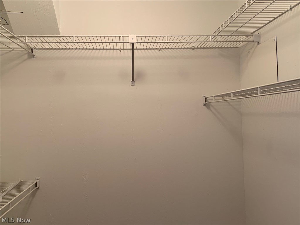 Pinewood Condo - Residential