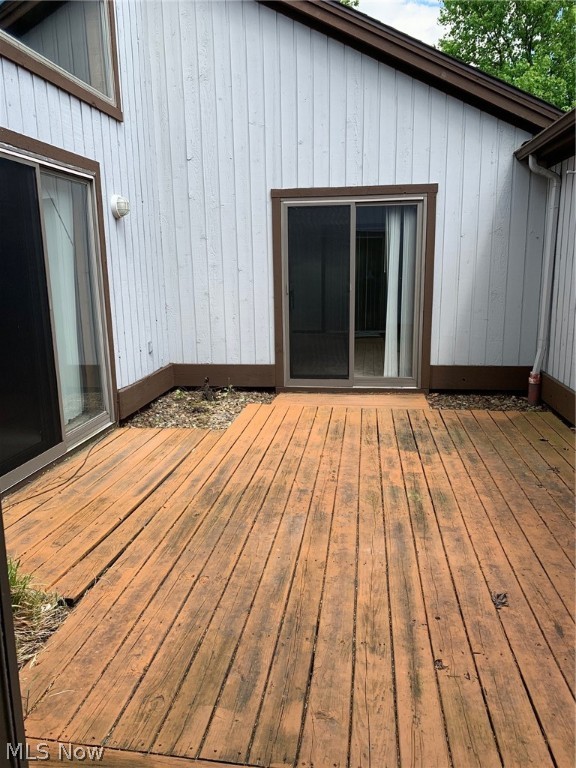 Pinewood Condo - Residential