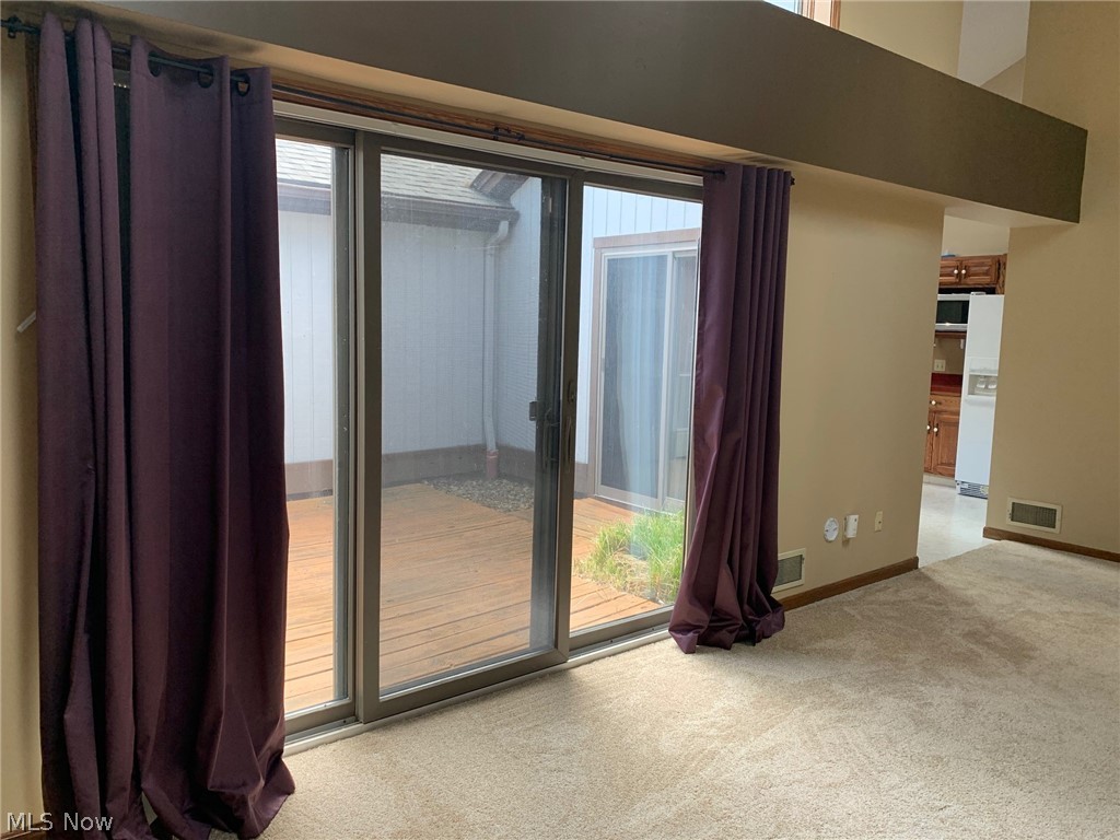 Pinewood Condo - Residential