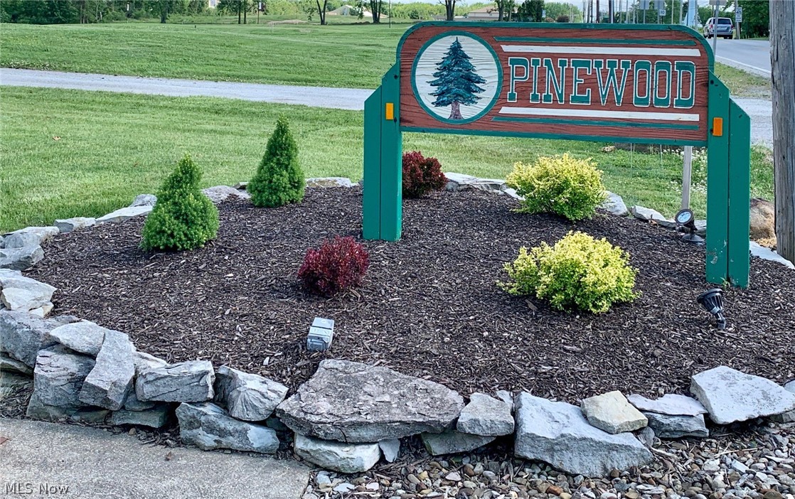Pinewood Condo - Residential
