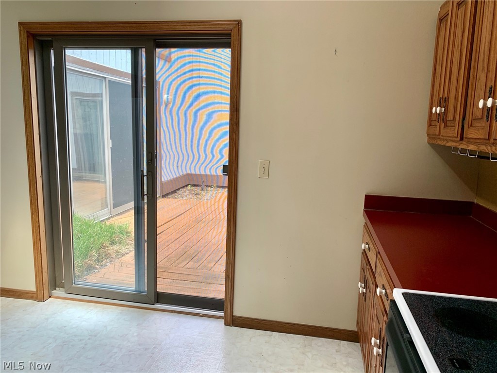Pinewood Condo - Residential
