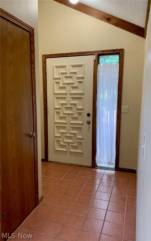 Pinewood Condo - Residential