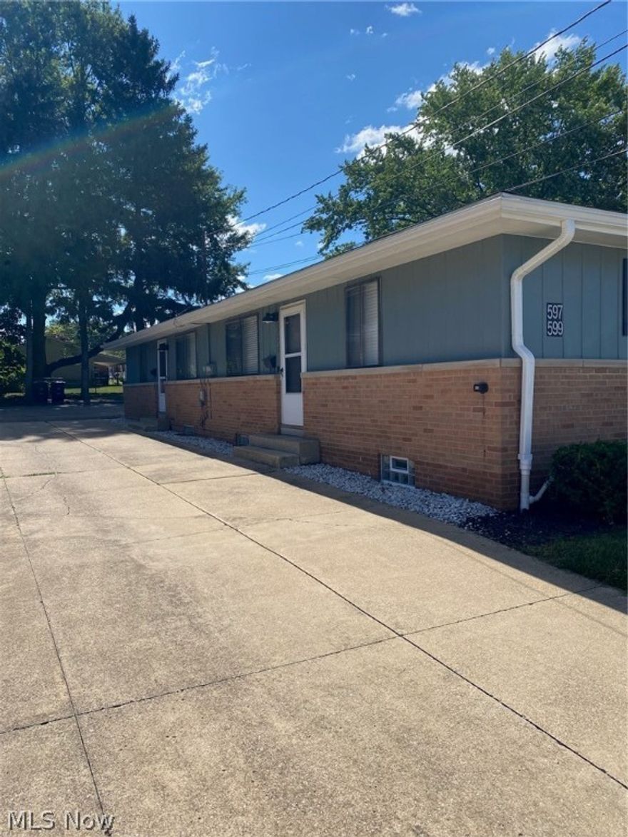 Excellent opportunity!  2 units both 2 bed 1 bath, each unit has a basement.  Owner pays water and sewer also owner owns all appliances (Stove, Refrigerator, and microwave) Tenant pays gas and electric.  Both units are currently vacant and completely remodeled.  Close to Goodyear and Akron University.