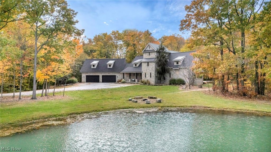 Photo of 7184 Neff Road, Valley City, OH 44280 (MLS # 5189694)