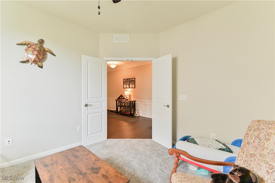 8016 Cotswold Drive, Mentor, Ohio image 17