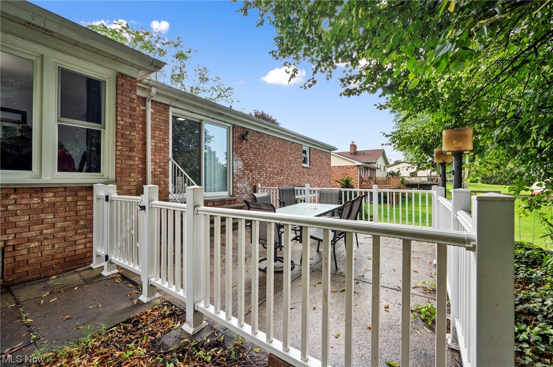 Connecticut Western Reserve - Residential