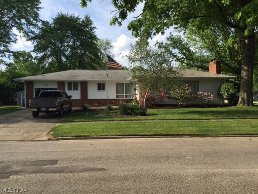 This single family home located at 4146 Arden built in 1959 has 3 bedrooms and 2 full and 1 half bath with 1692 sq. ft.  Custom Kraftmaid kitchen remodeled in 2016 with granite countertops and stainless steel new appliances.  The full basement with a 16x8 custom oak bar brings the total living space to nearly 3200 sq. ft. Home also has new windows, new HVAC in 2016 and more. Boardman Township..Boardman Schools.