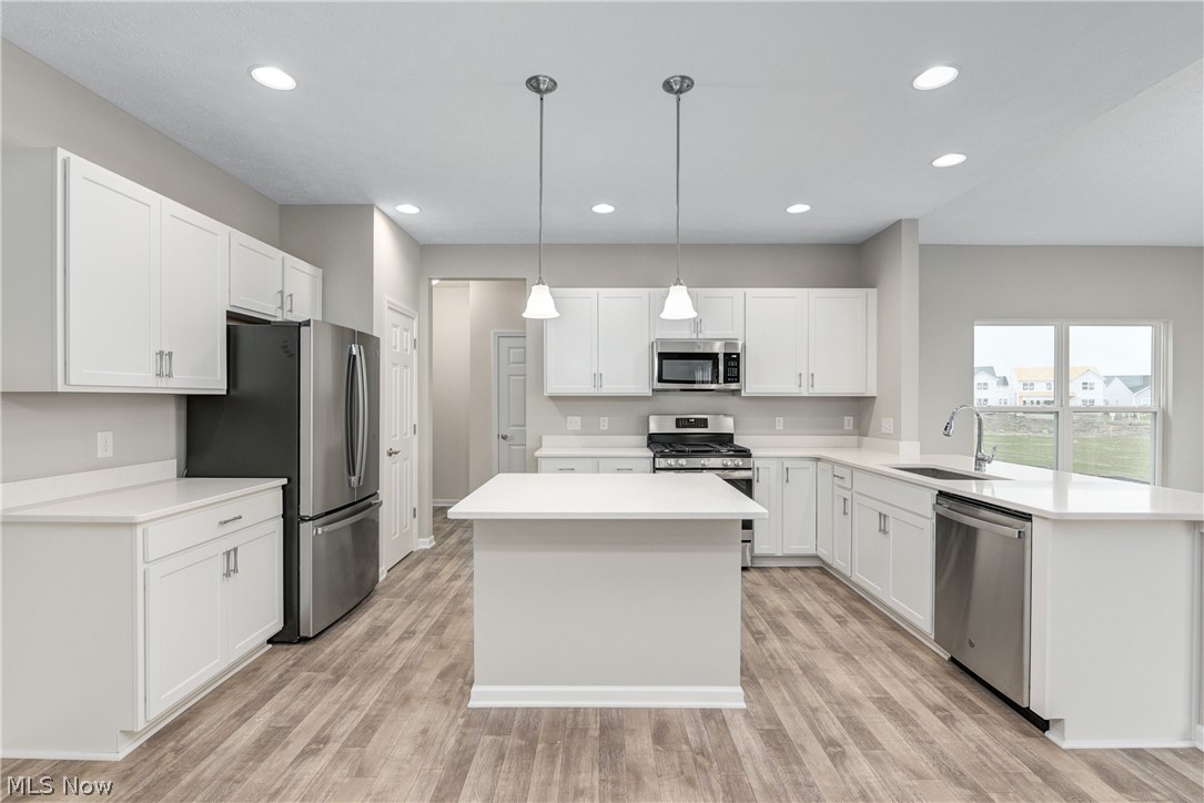 Meadow Lakes - Residential