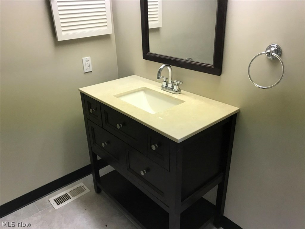 Maples/Aintree Condo - Residential