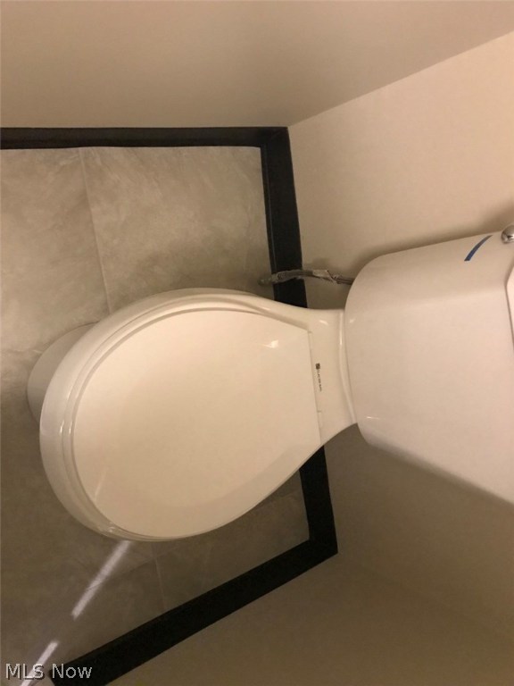 Maples/Aintree Condo - Residential