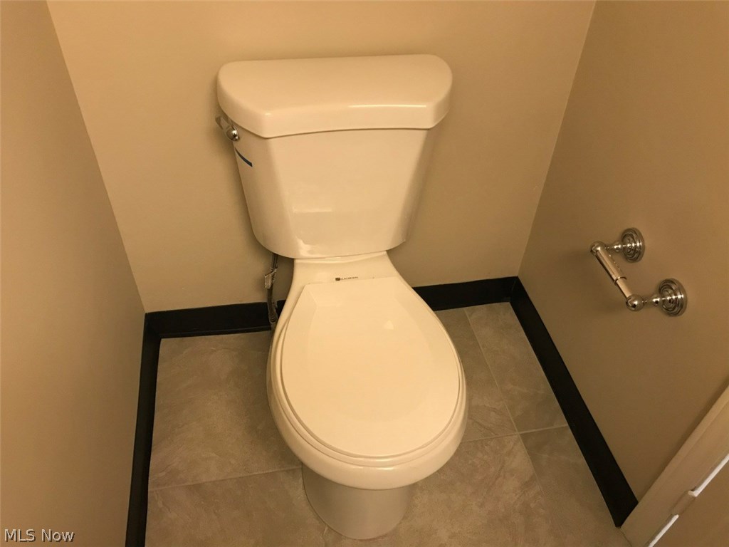 Maples/Aintree Condo - Residential