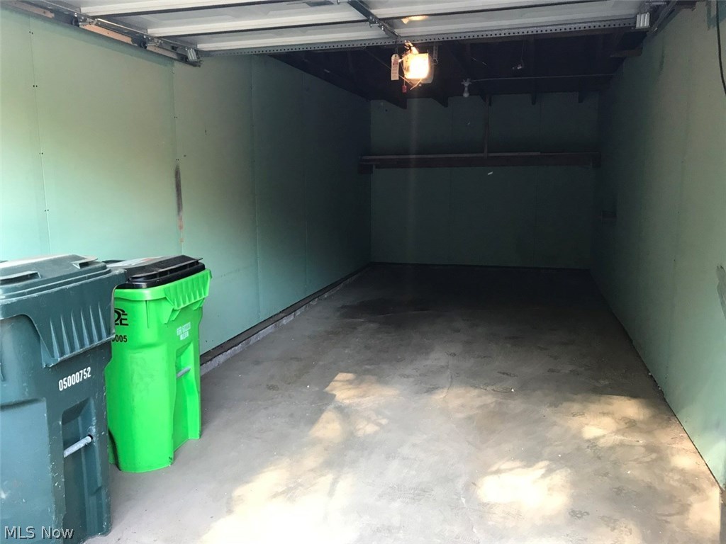 Maples/Aintree Condo - Residential