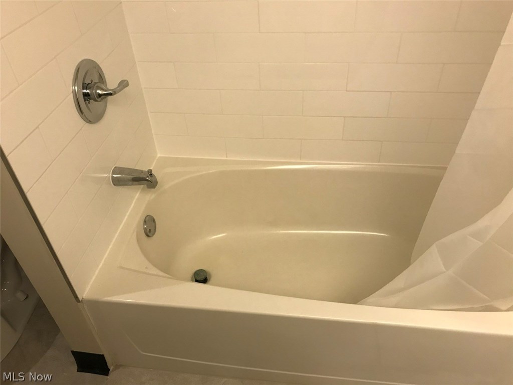 Maples/Aintree Condo - Residential