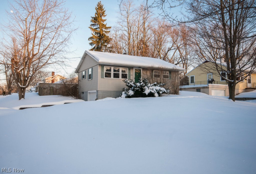 Medina - Residential