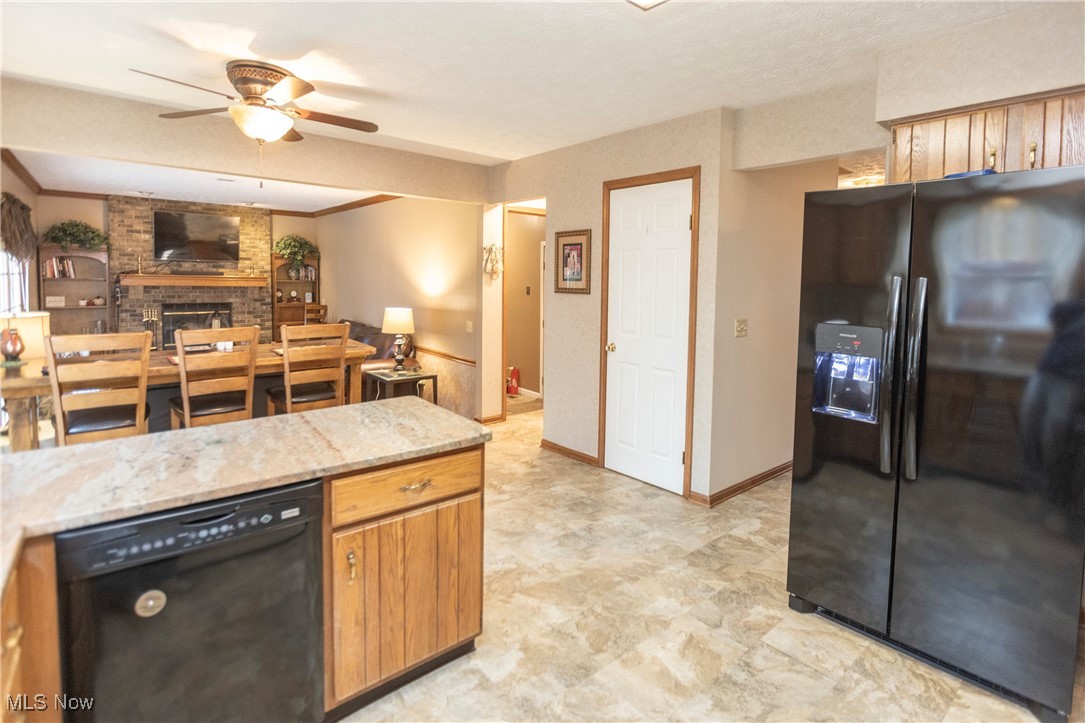 7515 Companys 02 - Residential