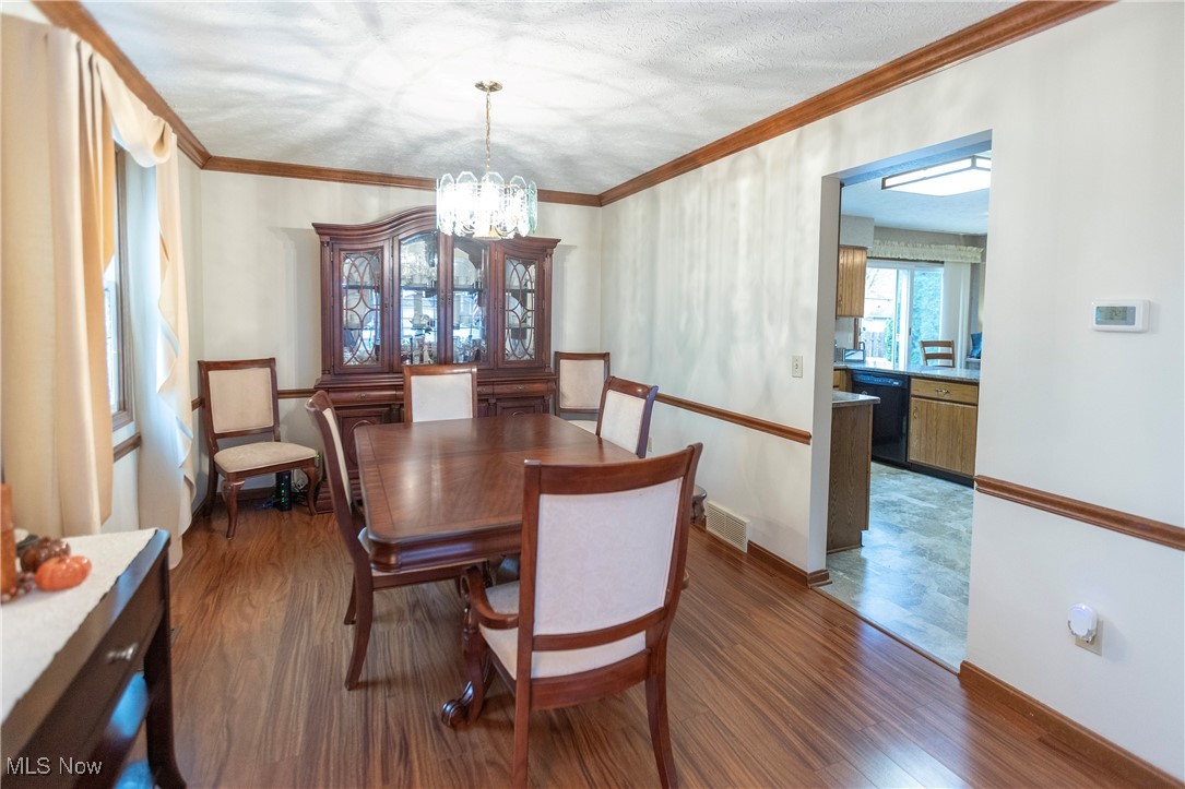 7515 Companys 02 - Residential