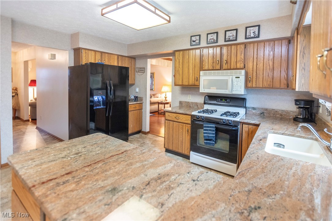 7515 Companys 02 - Residential