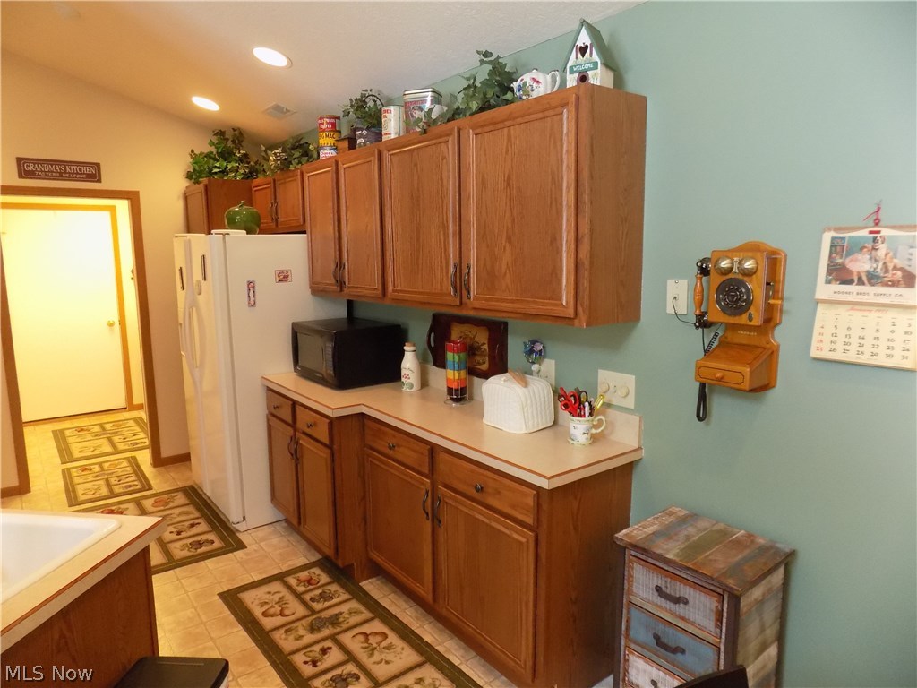 Pebble Chase Condos - Residential