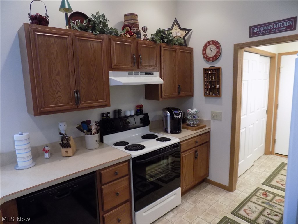 Pebble Chase Condos - Residential