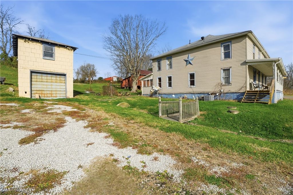 Photo of 8045 Veto Road, Belpre, OH 45714 (MLS # 5174608)