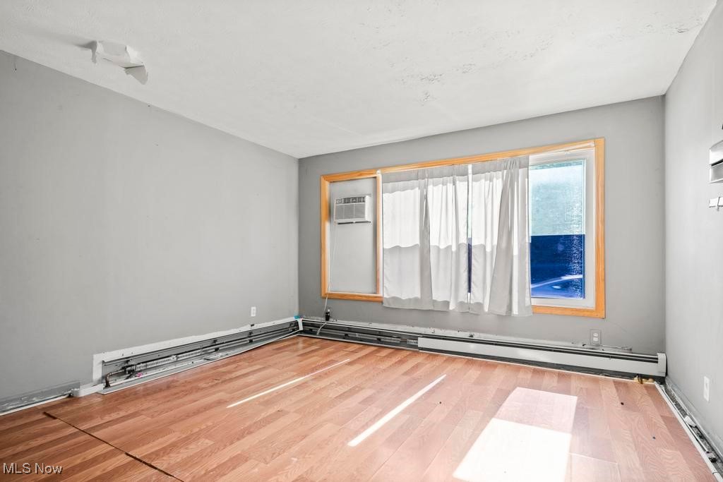 Cleveland, Ohio 44109, United States, 3 Bedrooms Bedrooms, ,2 BathroomsBathrooms,Residential,Active,228226