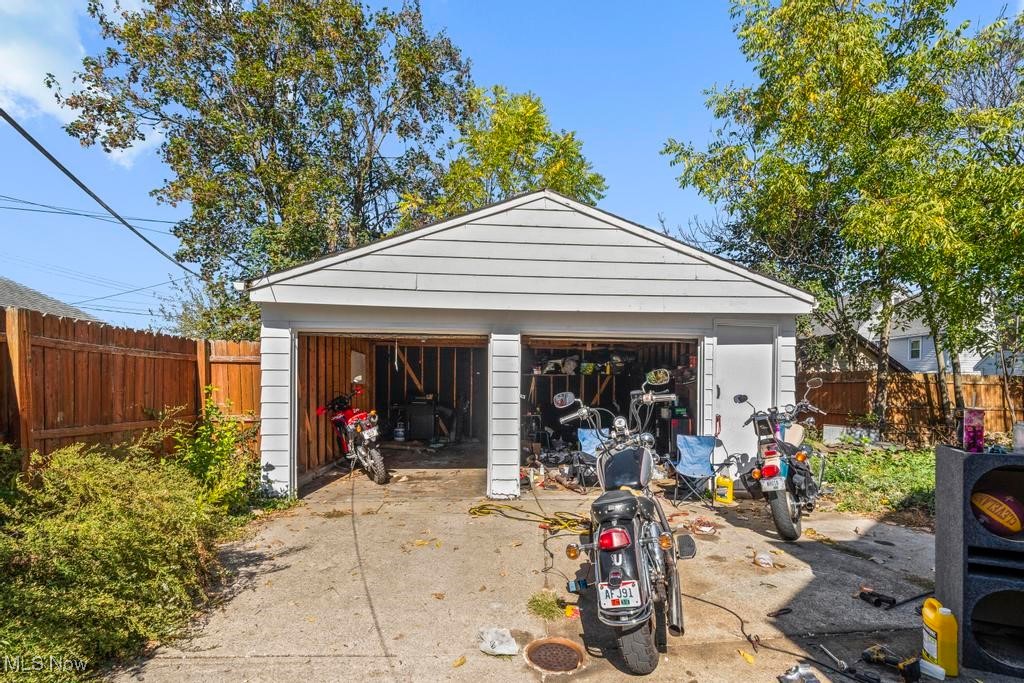 Cleveland, Ohio 44109, United States, 3 Bedrooms Bedrooms, ,2 BathroomsBathrooms,Residential,Active,228226