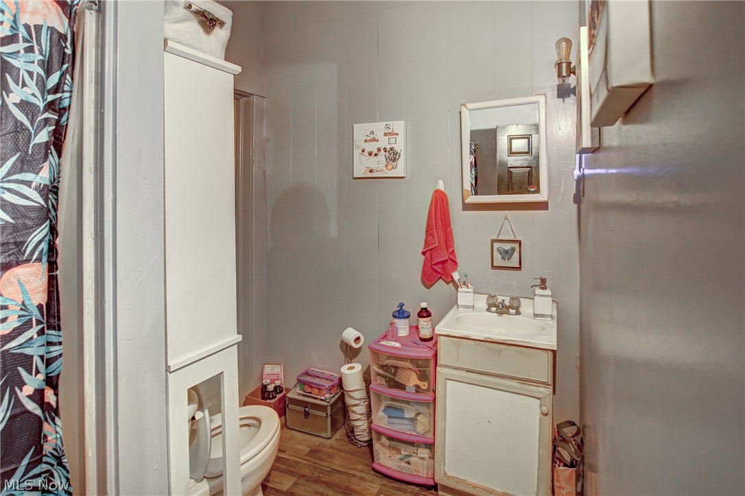 George H & Orlando J Fishs Su - Residential Income