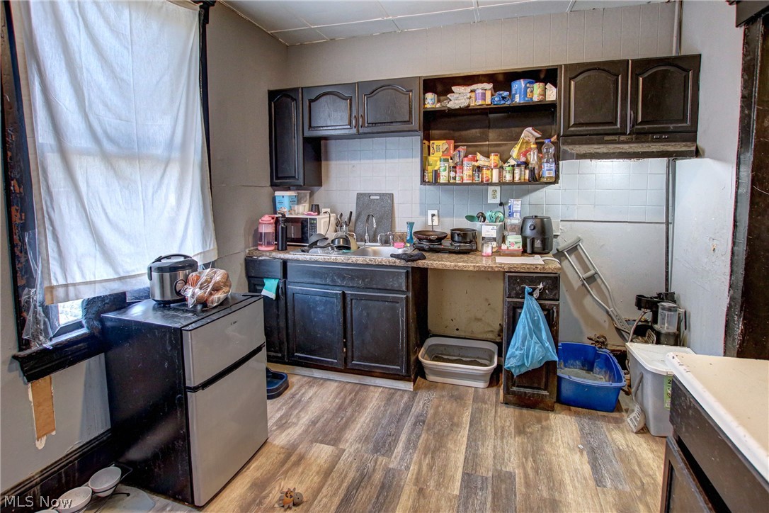 George H & Orlando J Fishs Su - Residential Income