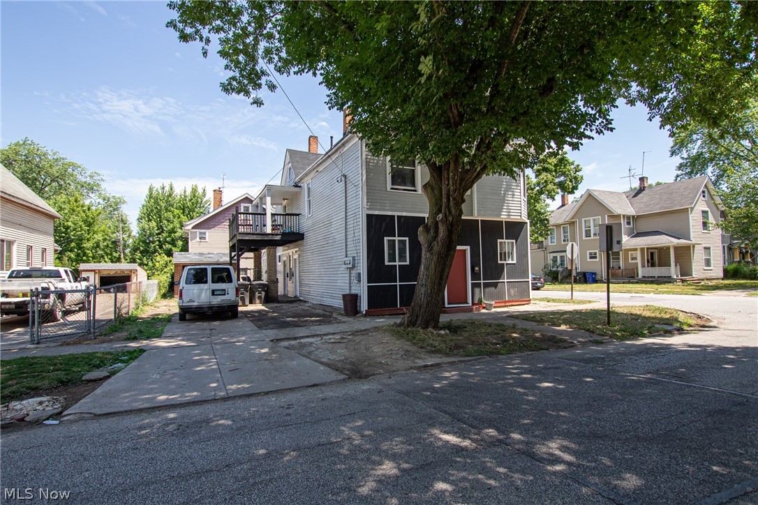 George H & Orlando J Fishs Su - Residential Income