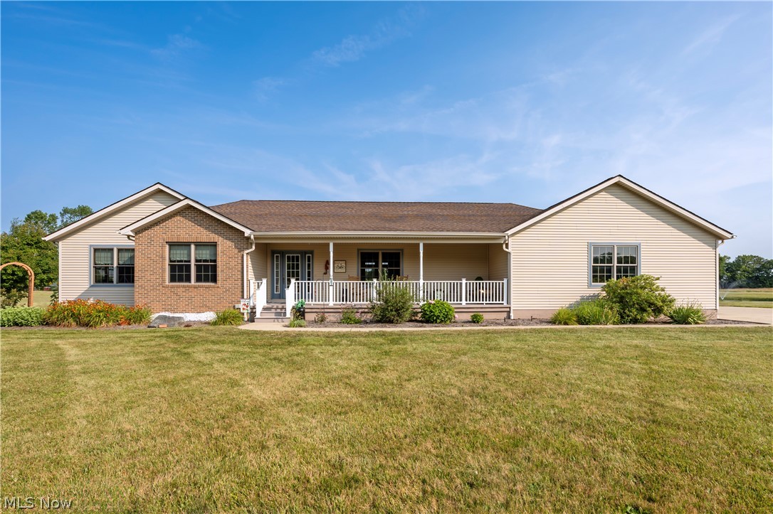 Photo 1 of 37 — 12725 Lovers Lane, Medina, OH 44275