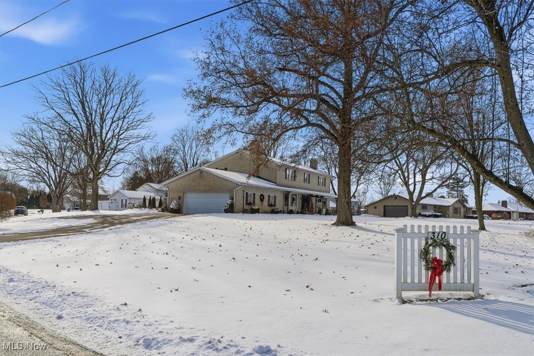 Village/Hartville - Residential