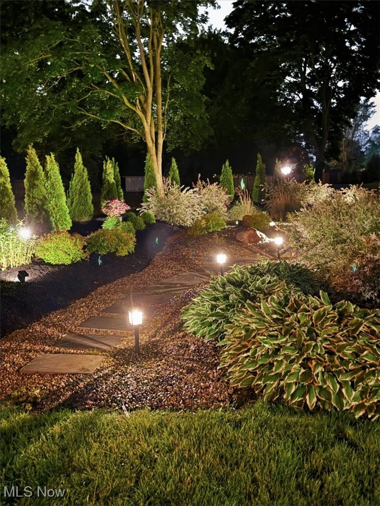 Village/Hartville - Residential