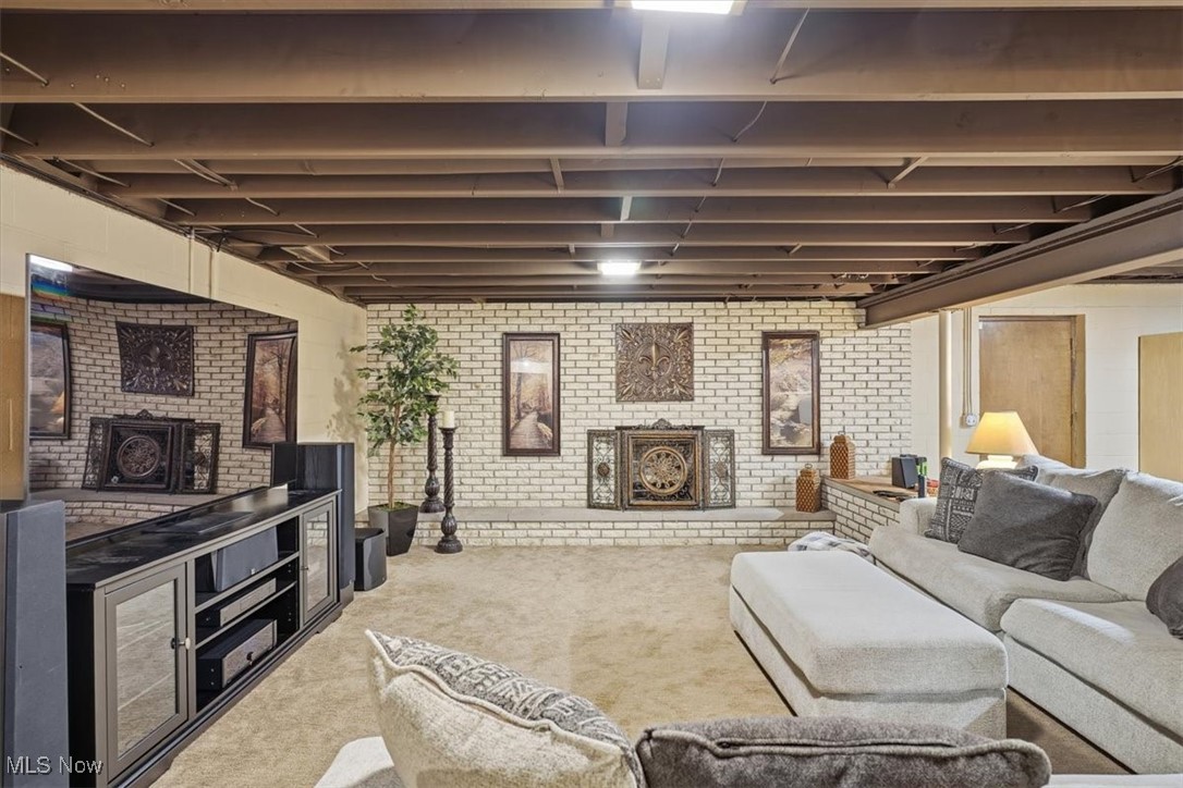 Village/Hartville - Residential