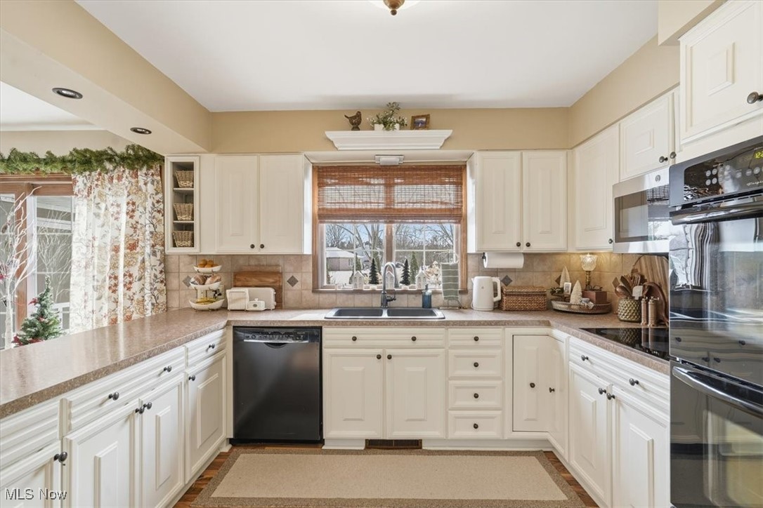 Village/Hartville - Residential