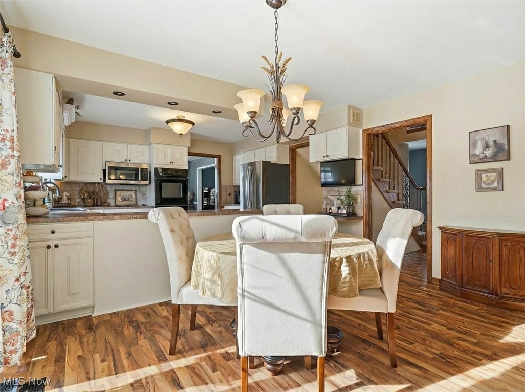 Village/Hartville - Residential