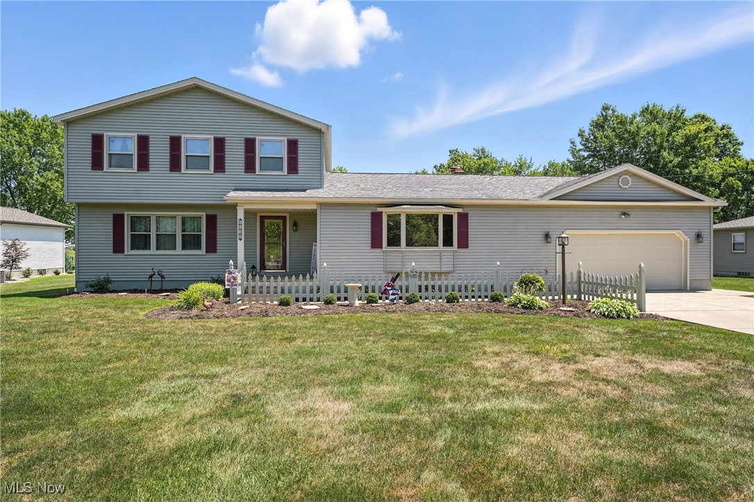 Welcome to this stunning, absolutely immaculate, and pristine 3-bed, 4-bath home in a sought after Canfield School District neighborhood. As an added bonus, Kennsington Golf Course is just minutes away and easily accessed by a short golf cart trip. Step through the beautiful Custom Stained Glass Door into a beautifully maintained space that offers comfort, style, and functionality throughout. The home has been expertly maintained and is truly move-in ready.
Be amazed by the absolutely massive Family Room—a 34 X 22 showstopper w/ Bay Window and open concept feel after a wall was removed to create a grand living space perfect for entertaining or a cozy family gathering.
Enjoy your own private oasis w/ a completely Fenced-In Inground Pool (38 X 16) and Stamped Concrete Patio. The Backyard includes a Tall-Ceiling Shed (12W X 15D X 13H), ideal for storing Pool gear and lawn equipment.
The Kitchen, remodeled in 2011, features Quartz Countertops, SS Appliances, Luxury Vinyl flooring, and Hickory Soft-Close Cabinets. The 2.5-Car Extended Garage provides plentiful storage for tools and parking, w/ direct access to the Pool and a convenient oversized Bathroom. Furnace is only 4 years old.
Tucked in a Quiet Neighborhood near restaurants, shopping, and Mill Creek Park, this home offers the perfect blend of space, upgrades, and location.