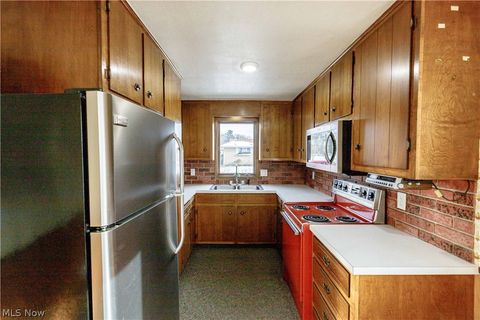 Tiny photo for 531 Avondale Street, Malvern, OH 44644 (MLS # 5189718)