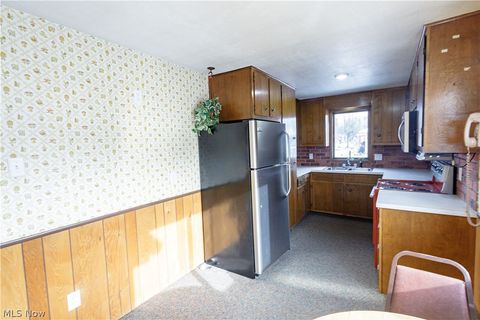 Tiny photo for 531 Avondale Street, Malvern, OH 44644 (MLS # 5189718)