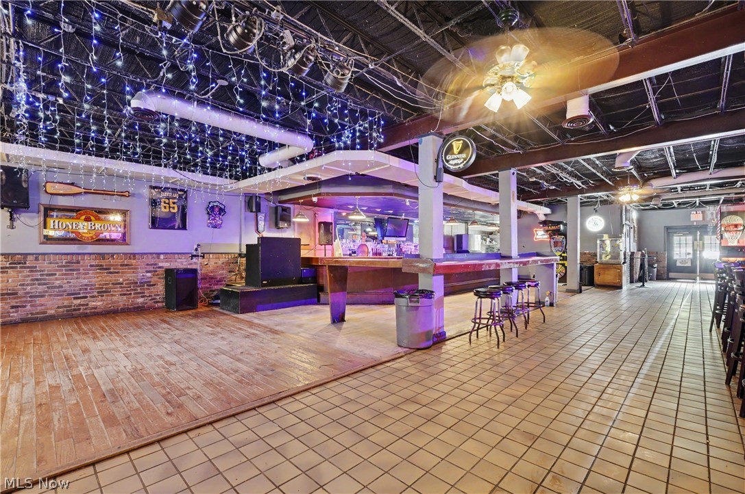Franklin - Commercial Sale