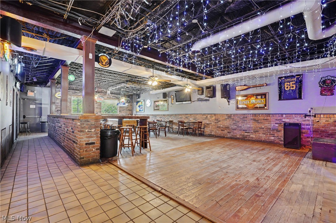 Franklin - Commercial Sale
