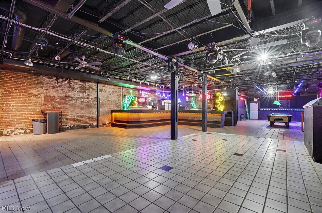 Franklin - Commercial Sale
